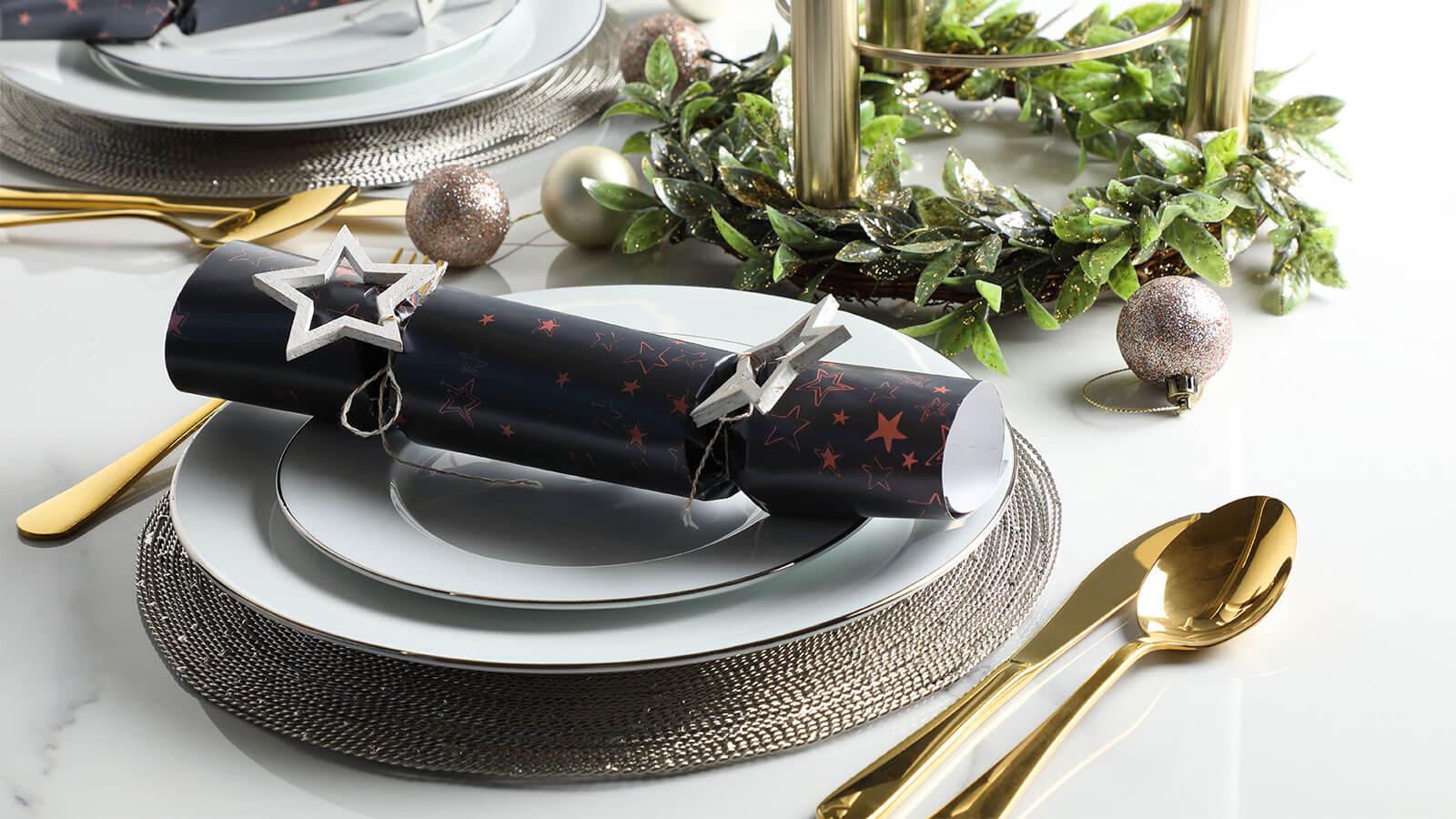 DIY eco friendly christmas cracker